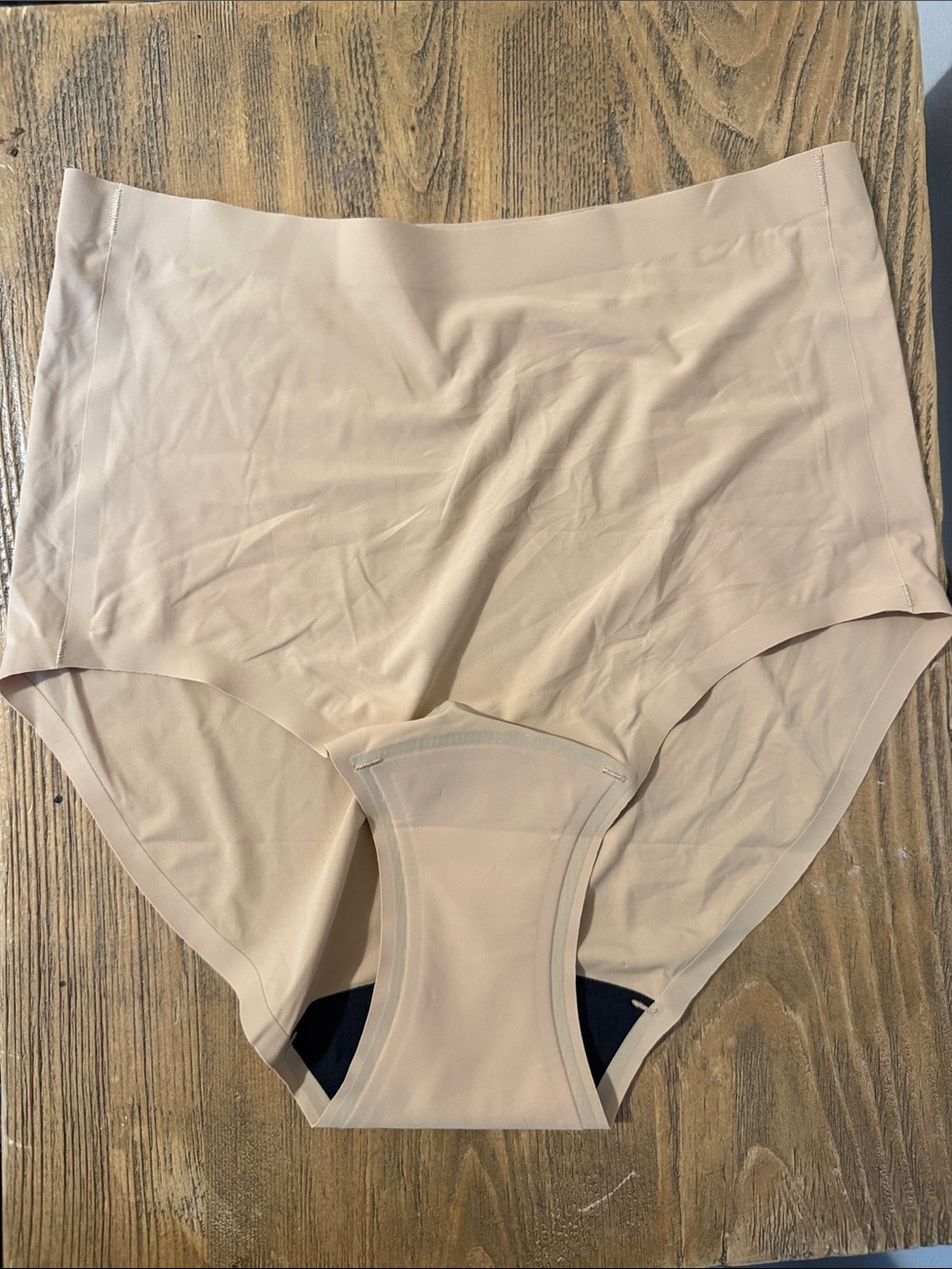 Knix High-Rise Seamless Nude/Beige Light Absorbency Period Panties - New